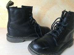 DR MARTENS DELANEY ZIPPERED LEATHER AMPHIBIANS Black EUR. 34