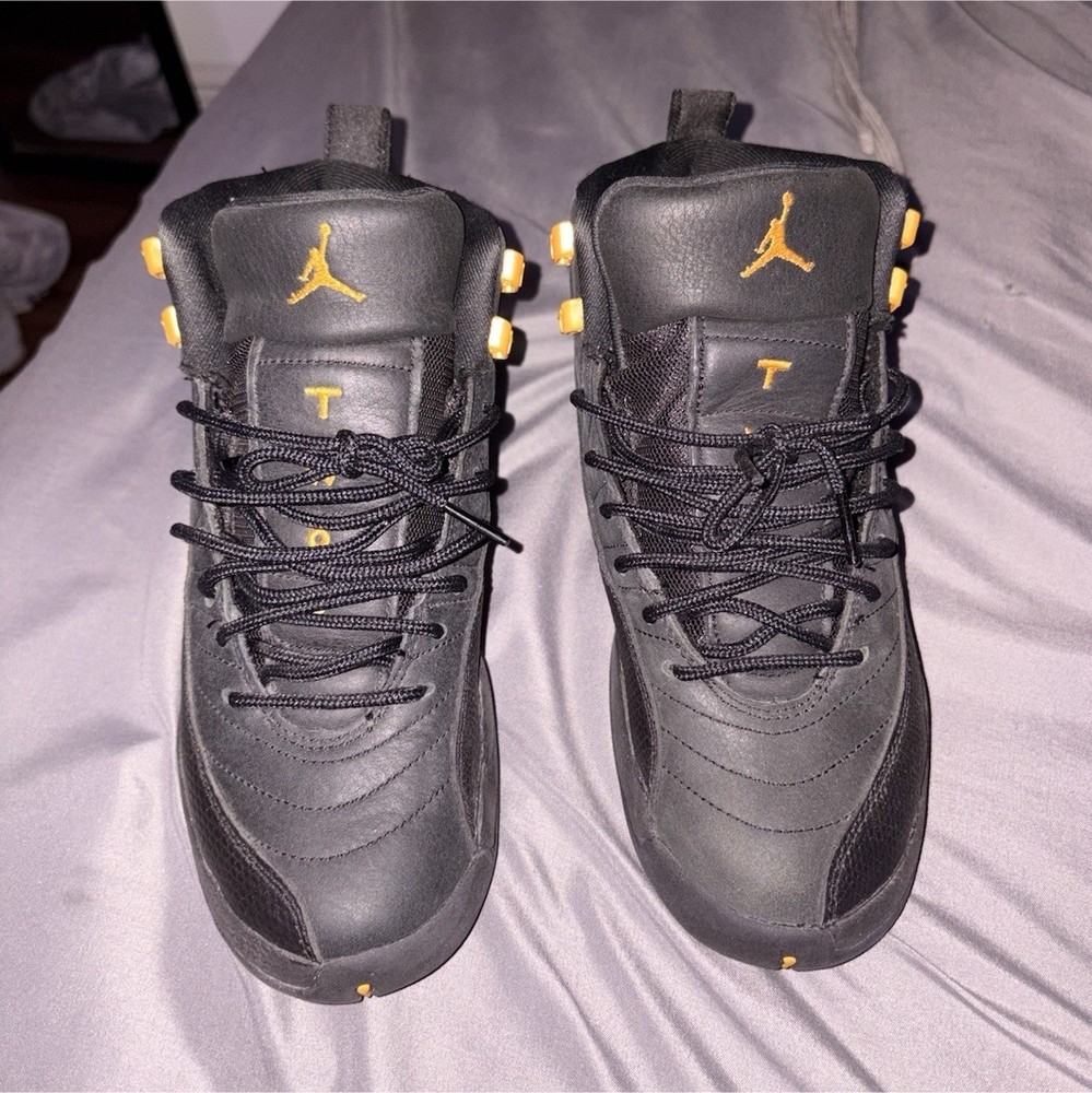 Jordan Air Jordan 12 Retro 153265-071 Black Yellow 5Y Leather High Top Sneakers