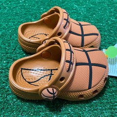 Size 4 – Crocs Iconic Classic Basketball Clogs Brown Black 210021-805 Ship Fast!