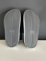 Crocs Classic Clogs Gray Blue Kids Youth Size J5 W7 Slip On Comfort Shoes
