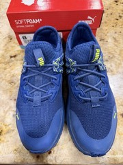 PUMA Enfants Unisex Blue On Blue-Neon Green Size 3Y REALLY COOL NEW NEVER WORN!!