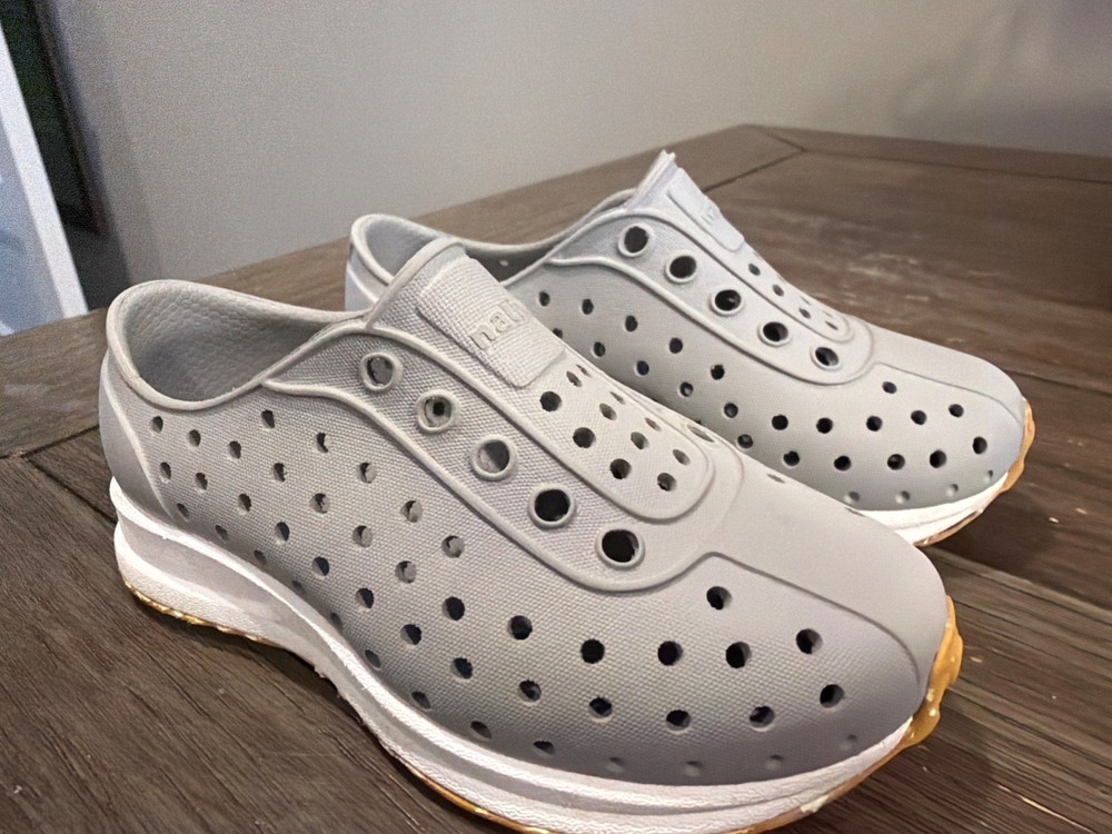 NATIVE Robbie Light Gray Sugarlite Slip-On Play Water Sneakers Shoes Youth C 7