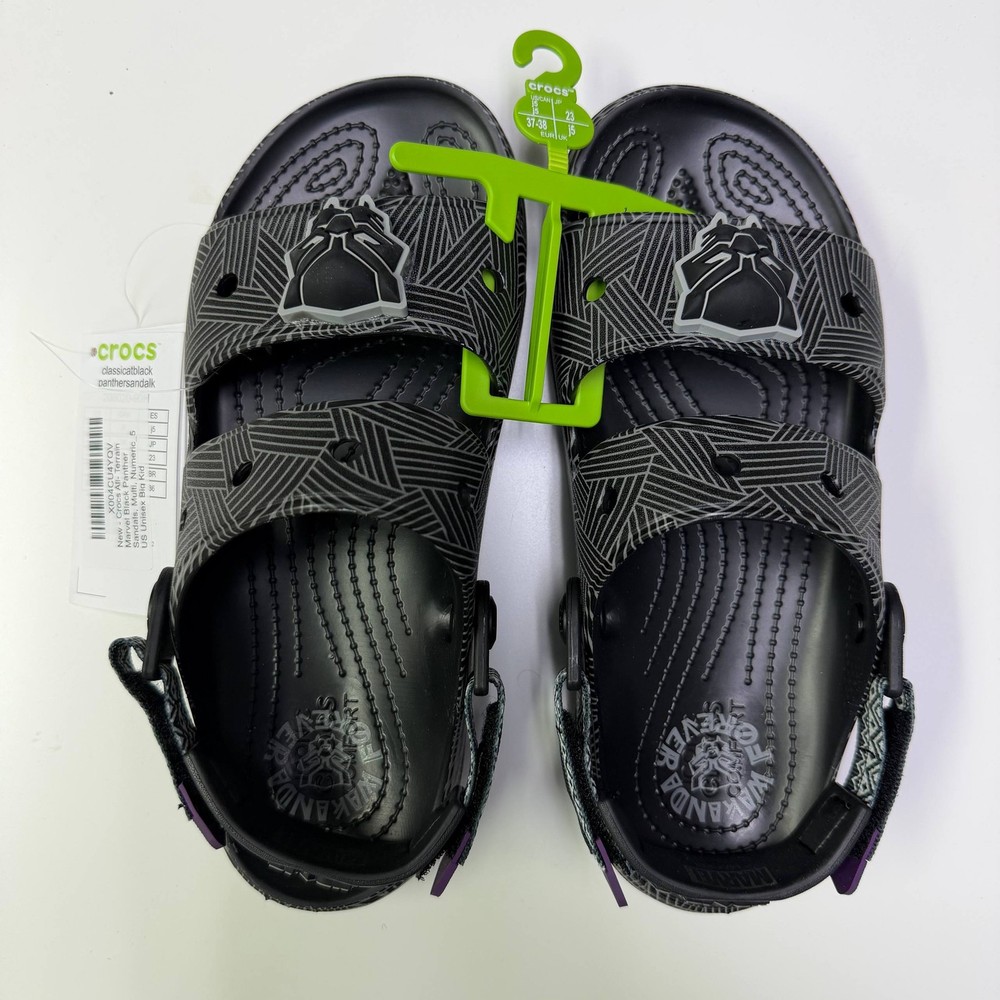 Crocs Black Panther Wakanda Forever All-Terrain Sandals Big Kid J5 NWT
