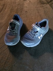 Under Armour UA Surge 2 Kids 12K Black Mesh Faux Lace Velcor Running Sneakers