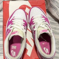 Nike Dunk Low (GS) White/Laser Fuchsia Pink Leather Kids US 6Y FB9109-102