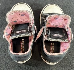 Converse Hello Kitty x Chuck Taylor All Star Madison Ox Black Size 11.5 Kids EUC