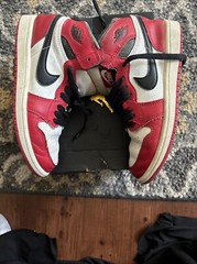 Size 3 (PS) – Jordan 1 Retro OG High Chicago Lost & Found