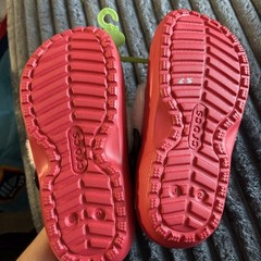 Crocs Kids Classic Lined Santa Clogs. New.