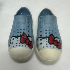 Native Hello Kitty Kids US 10 Blue/White/Red/Black Low Top Slip-On Casual