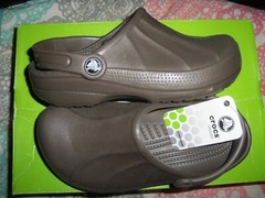 Crocs Kids Endeavor Chocolate Clogs Sandals W 5/M 3 Mules Slip On Shoes NWT New