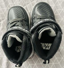 Star Wars High Top Kids Size 6 Laced Shoe Light Up Vader Tie Fighter