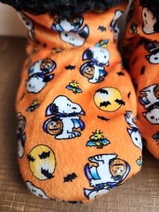 2T-4T Snoopy Halloween Slippers Plush Booties W/ Grips Peanuts Toddler