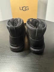 Original UGG Unisex Kid’s NEUMEL II Boots Black 1017320K Size 2 New In Box