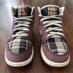 Nike Air Jordan 1 Mid Plaid Night Maroon Black White FD5460-608 GS Size 5.5Y