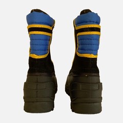 Itasca Winter Snow Boot Kids 3 Insulated Waterproof Outdoor Tubing Skiing Travel