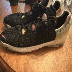 Nike LeBron 18 GS Black Multicolor Basketball Sneakers Mesh Youth 4Y CW2760-002