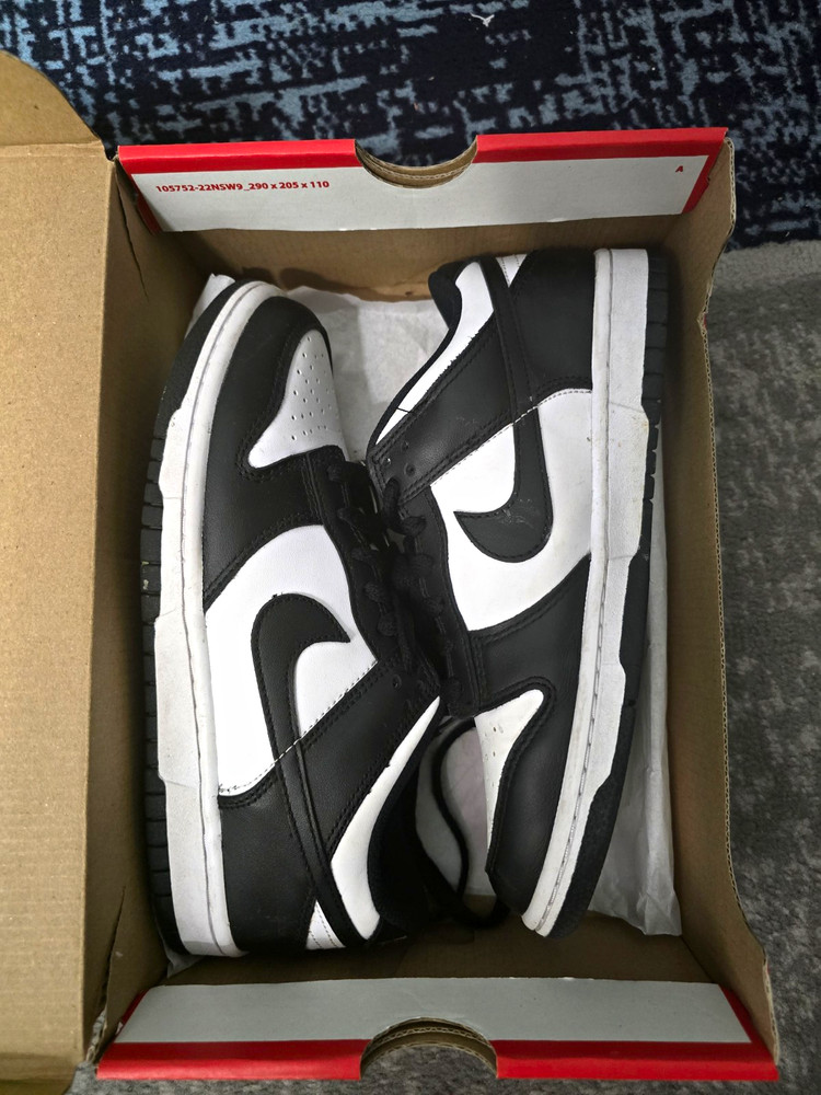 Nike Dunk Low (GS) Black/White Leather Low Top Sneakers 6.5Y CW1590-100