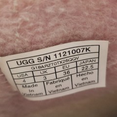 UGG Pink Classic Clear Mini Boots Size 4 Kids Waterproof Faux Shearling Warm