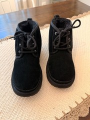 UGG Neumel II Black Suede Lace Up Boots Youth Kids Size 3