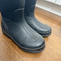 Bogs Classic High Handle Pull On Black Youth Kids Rain Snow Boots Size 4 EUC