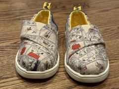 TOMS X Peanuts Snoopy Comics Tan Felt Slip-on Shoes Little Kids‘ Size 10