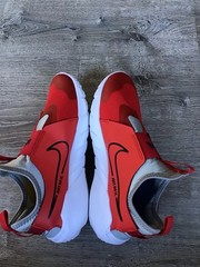 Nike Flex Runner 2 University Red Youth Boys Size 6.5Y Slip On Shoes DJ6038-607