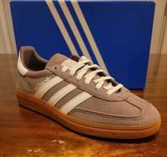 Adidas Handball Spezial J / Coco Colored Suede Low Cut Sneakers (GS)