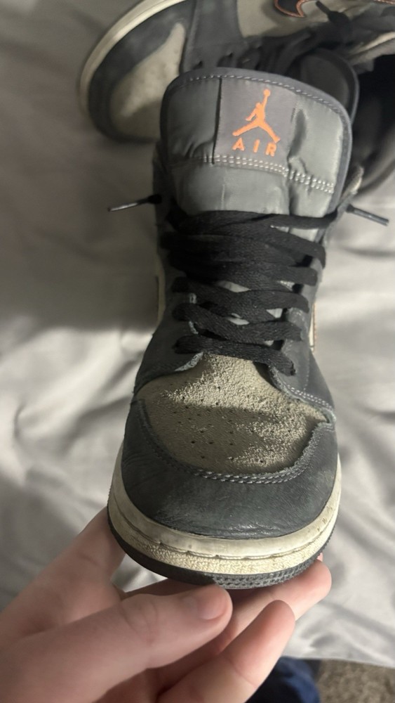 Jordan Air Jordan High Top Leather Sneakers Gray Beige Youth 6.5Y FQ8341-017