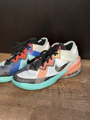 Nike Space Jam x LeBron 18 Low GS Lola Bunny Sneakers Youth Size 5.5