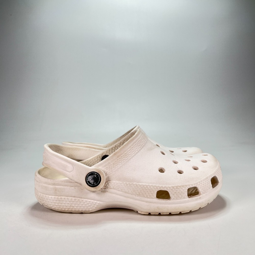 Crocs Classic Clogs White Lightweight Casual Comfort Shoes 206991 Youth Size 2