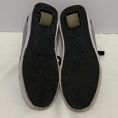 Heelys PRO20 HE100761 Gray & Black canvas skate wheeled shoes Youth size 6