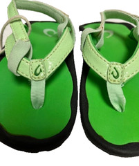 OluKai Kid’s Kulapa Kai Flip Flop Mint/Sour Tart Size 9/10 New with Tag!!