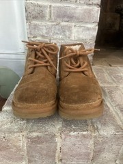 Kids UGG Neumel II Boot Suede Upper 1017320K Chestnut 100% Authentic Sz 3