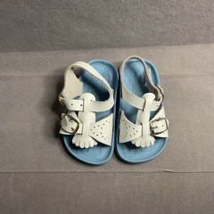 Kids Blue/White Leather T-Strap Buckle Fringe Sandals USA made Size 2 Flat