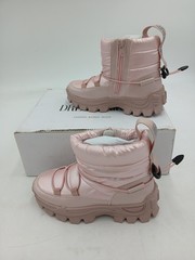 Dream Pairs KSB218 Boots Kids Size 13 Pink Ankle Snow Winter Zip Toggle Lug