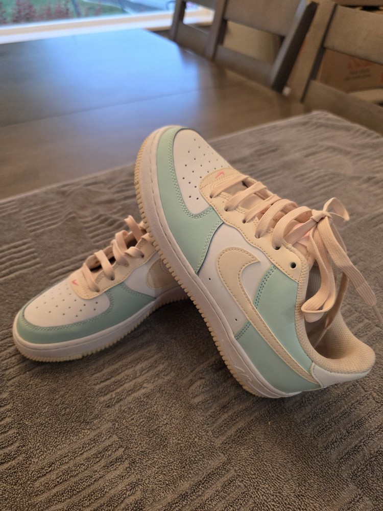 Nike Air Force 1 Low Mint Green White Cream DV7762-300 Boys Size 5Y