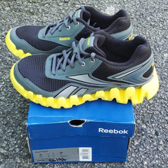 REEBOK Zigactivate black/sun rock/silver J86196 running gym exercise Youth 3