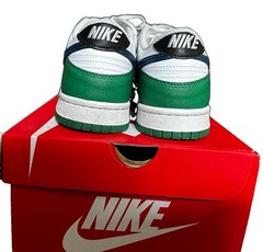 Used excellent Nike Dunk Low GS Malachite US 6.5Y