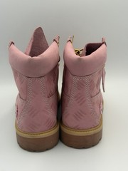 Timberland Premium 6″ Waterproof – Used – Big Kids Size Fit Girls size 6