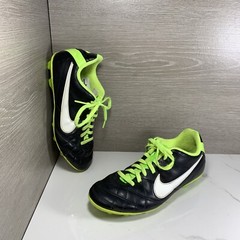 NIKE 509035-013 Black Volt Yellow Soccer Cleats Youth Size US 4Y EUR 36