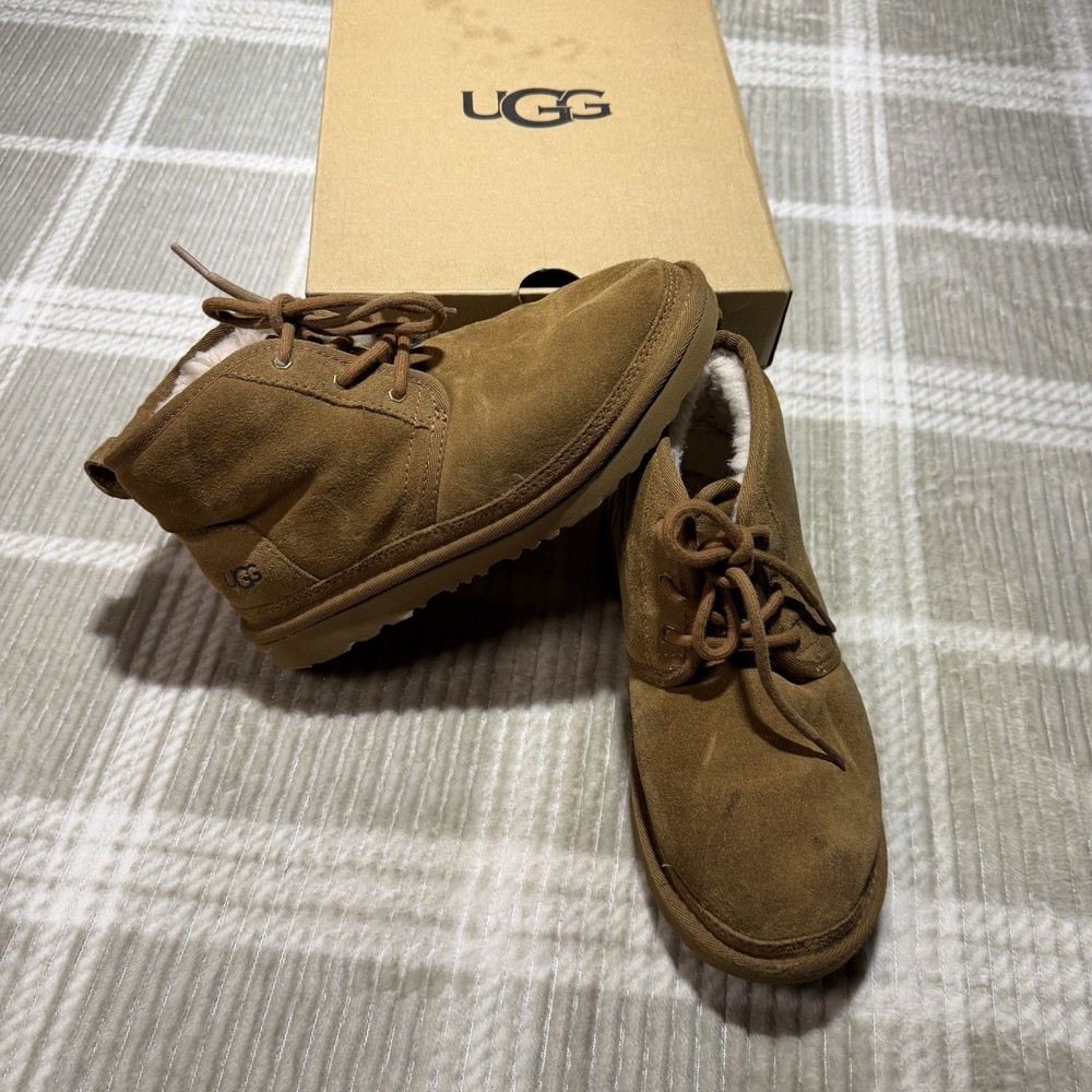 UGG K Neumel II Chukka Chestnut Suede Boots Kids Size 4