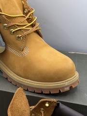 Timberland Premium 6” Waterproof Boots Youth Size 3 Wheat Nubuck TB012709