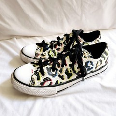 Converse Neon Leopard Print Black & White Chuck Taylor All Stars, Junior Sz 2