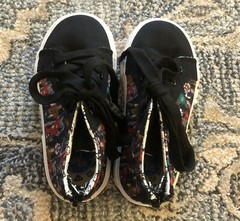 NEW JUSTICE LEAGUE SUPERMAN/BATMAN SIZE 10 KIDS HIGHTOPS SNEAKERS TENNIS SHOES