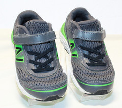 New Balance Toddler Size 8 Gray/Energy Lime Hook & Loop Mesh Sneakers 680 V6