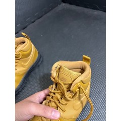 Nike Manoa Leather Boots Kids 11C Wheat Gold BQ5373-700 High Top Sneaker Boot