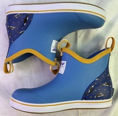 Xtratuf Kid’s Ankle Deck Boots-Light Blue/Whale Pattern-Size: 3