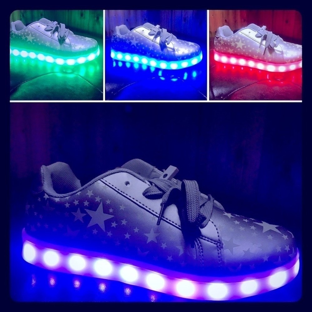 ✨⭐️ Silver Shooting Star LED Light Glow Shoes 🌟