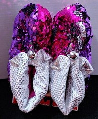 FREE Christmas Holiday Time Kids Sequin Elf Glitter Jingle Bells Slippers L 2/3