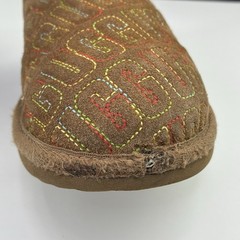 UGG Kids Boot Classic ll Graphic Stitch Chestnut Brown Colorful Logo Size US 2